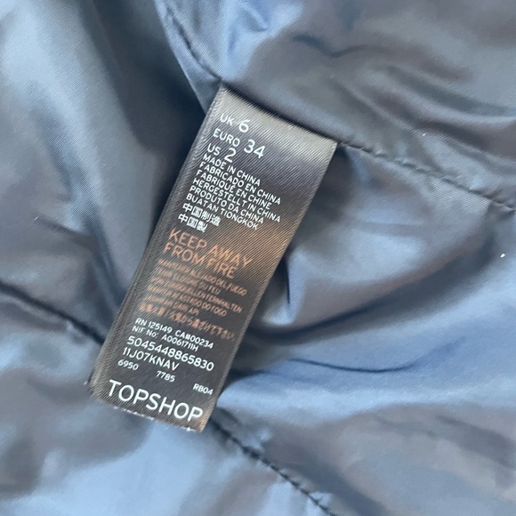 TopShop Women’s Puffer Coat Winter Jacket Faux Fur Casual Minimalist Chic Trendy - Picture 3 of 3